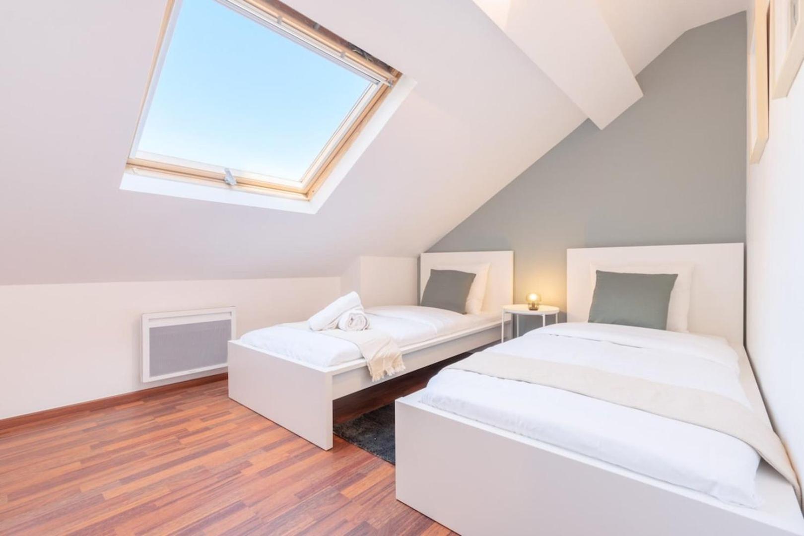 Lille Center - 4 Bedroom Duplex Apartment! Экстерьер фото