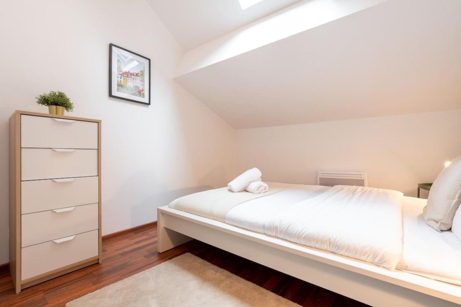 Lille Center - 4 Bedroom Duplex Apartment! Экстерьер фото